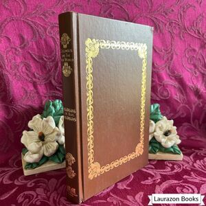 Columbus and Columbia, A Pictorial History of the Man and the Nation